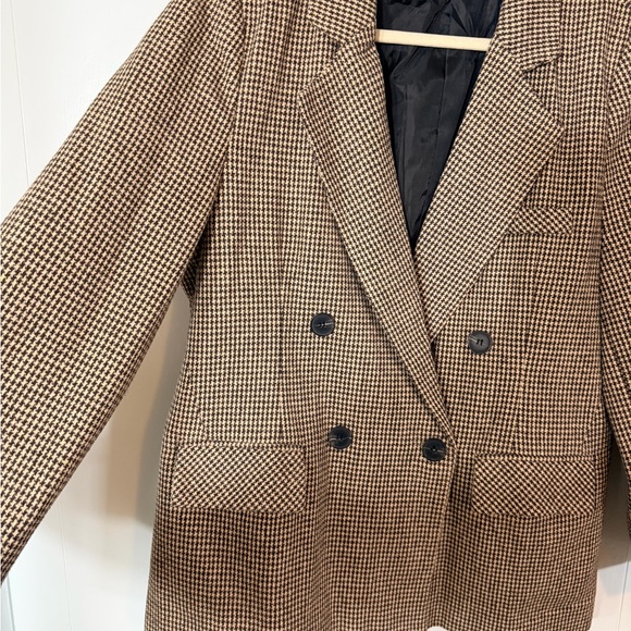 Classic Brown Houndstooth Double-Breasted Blazer - Picture 2 of 3